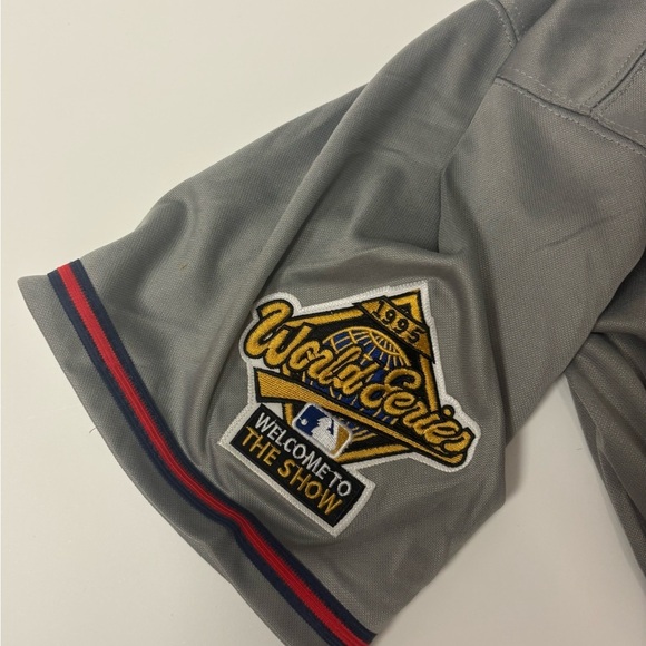Mitchell & Ness Cooperstown Collection Chipper Jones Jersey-Size XL-Braves 1995 - Picture 5 of 10